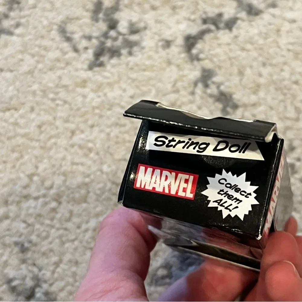 NIB Marvel Comics VENOM STRING DOLL Voodoo Doll Keychain